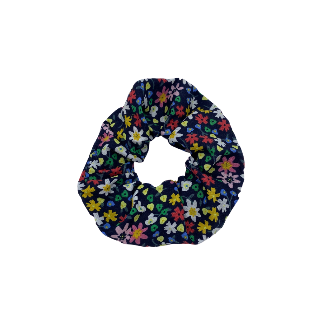 Daisy Dreams Scrunchie